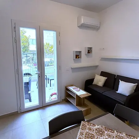 Da Ada - Appartamentino Al Mare, Con Due Bici, Ideale Per Coppie O Piccole Famiglie * Alba Adriatica